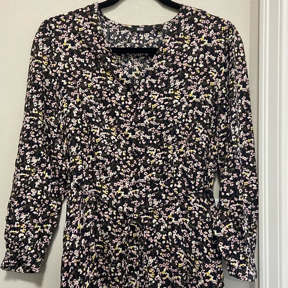 Uniqlo Printed 3/4 sleeve flare dress size XS - Picture 4 of 6